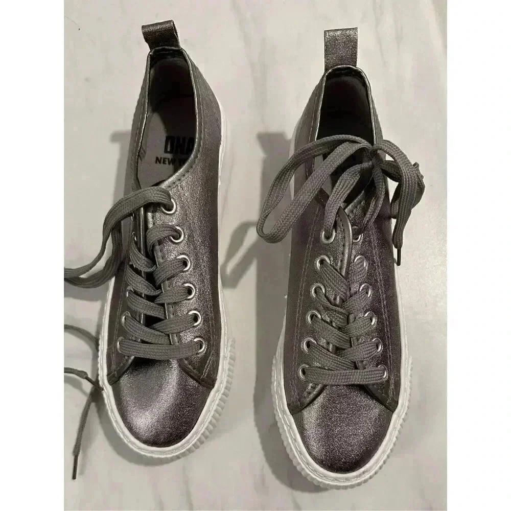DNA New York Women’s Sneakers
